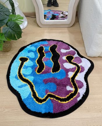 Trippy Smile Rug Smily Face Handmade Carpet Tufted Smile Gift for Friend for Bedroom Geek Gift Home Decor (Purple, 35.4X35.4 inch)